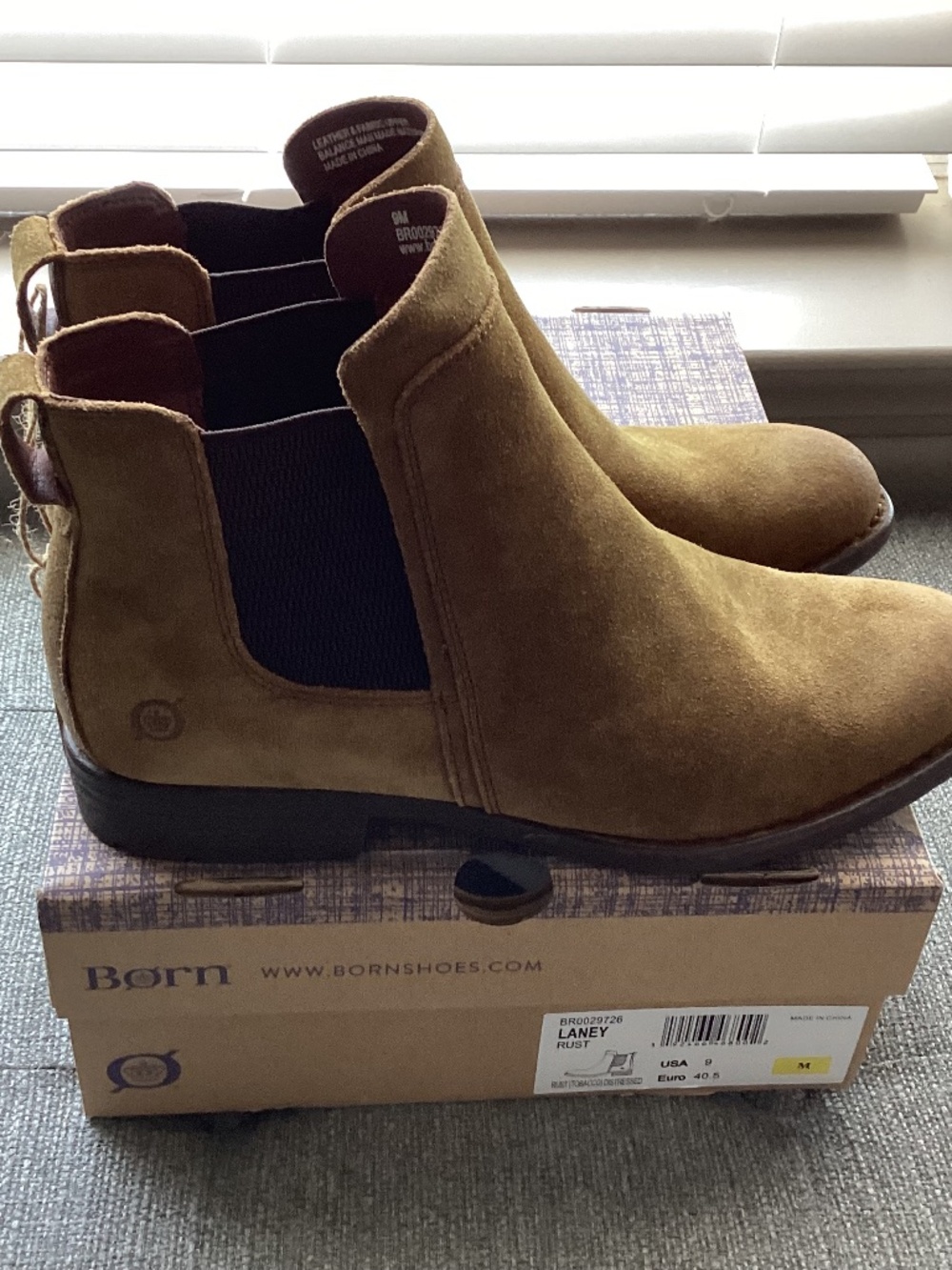 Børn Laney Chelsea Bootie (Women), size 9